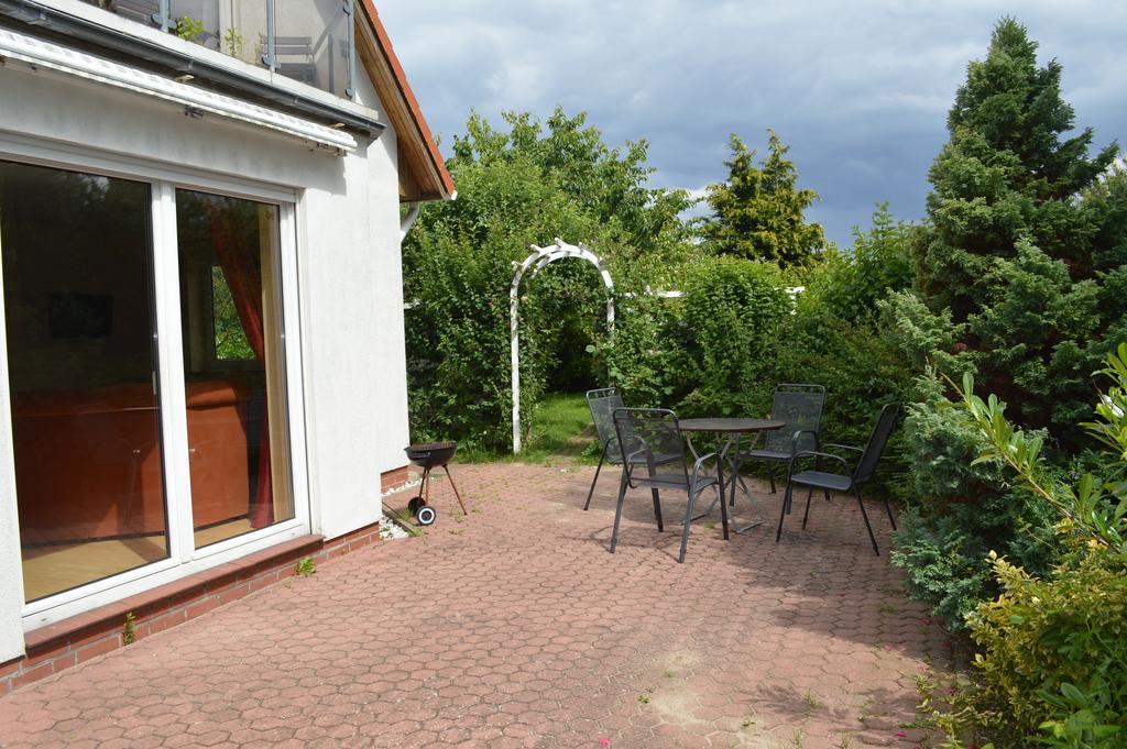 Ferienwohnung Twee Linden Nienhagen Exterior foto